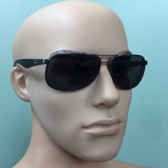Ray-Ban Sunglasses - Picture 3 of 8